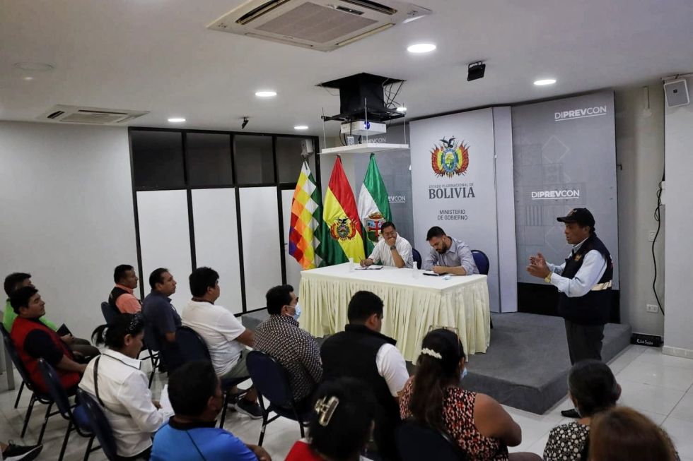 El Gobierno anuncia reconstruir el mercado Mutualista de Santa Cruz