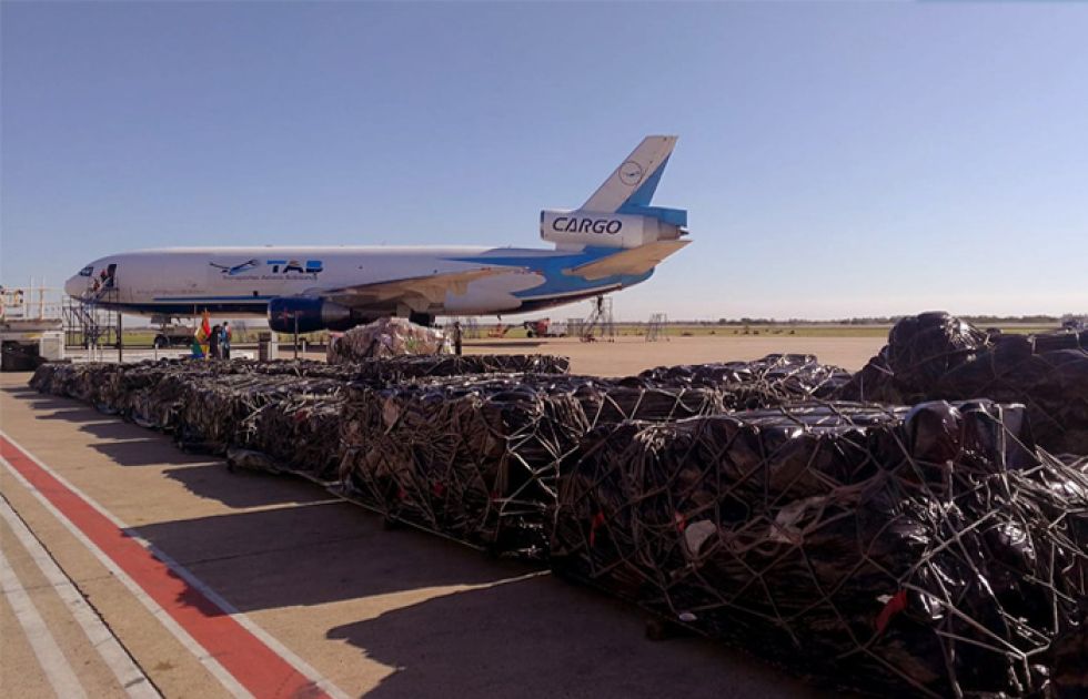  Bolivia envía 62 toneladas de ayuda humanitaria a Cuba