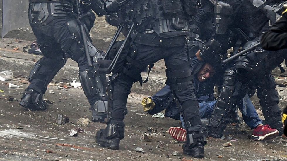 EEUU y ONU apoyan plan para que policía en Colombia eleve sus estándares en DDHH
