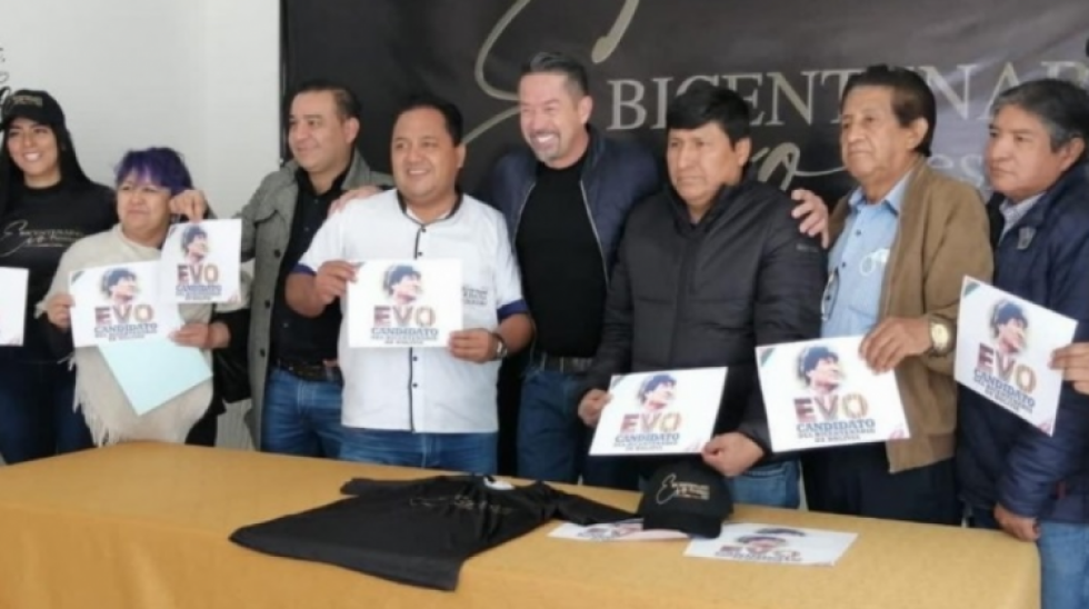 Diputado Cuellar llama "golpista" a Cronenbold y lo desautoriza a lanzar candidatura de Evo Morales