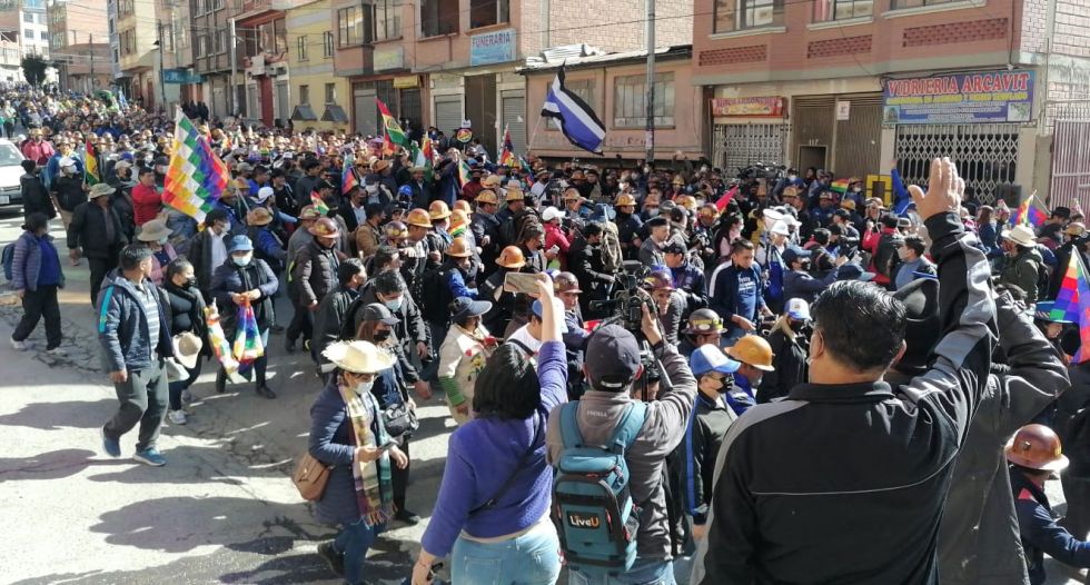 Viceministra indica que algunos funcionarios tomaron vacación para asistir a la marcha