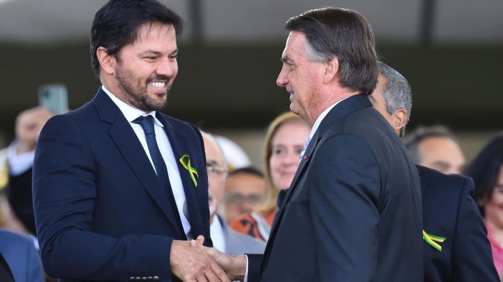 Bolsonaro apuesta por "moderación" para ser reelegido, dice ministro brasileño