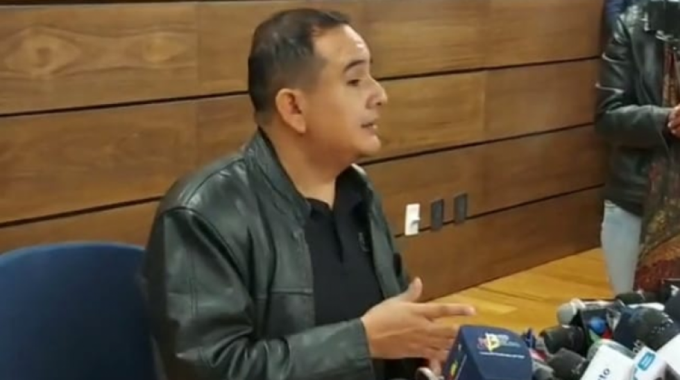 Diputado del MAS anuncia investigación en BTV por "sabotear" los discursos de Evo