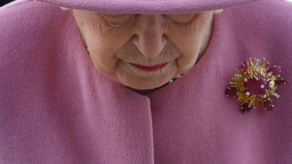 Isabel II, un símbolo de estabilidad en mares agitados