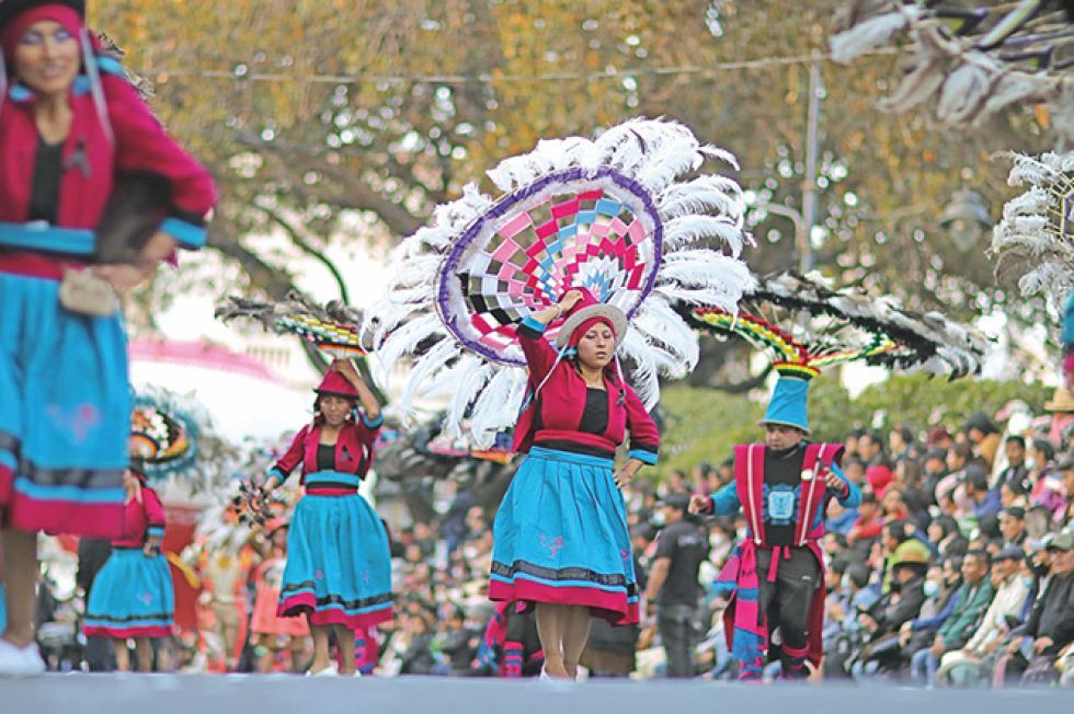 Sucre: Ritmo, belleza y color en la Entrada de la Virgen de Guadalupe