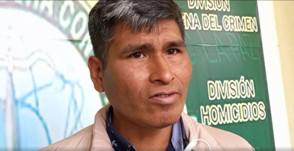 Cocaleros afines a Alanes declaran en la FELCC y niegan posesión de explosivos en su mercado