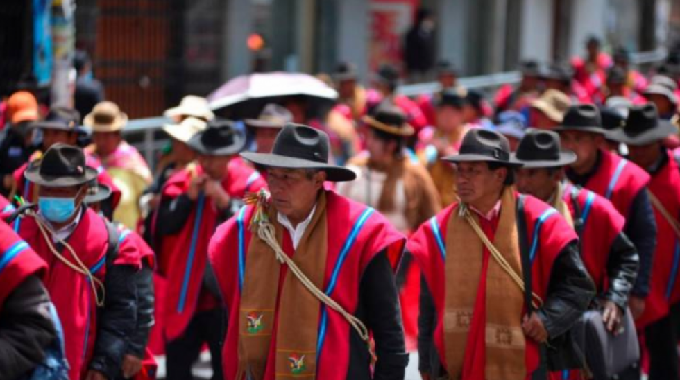 Conflicto entre ponchos rojos: Investigan a Ruddy Condori por quema de casa de un exdirigente