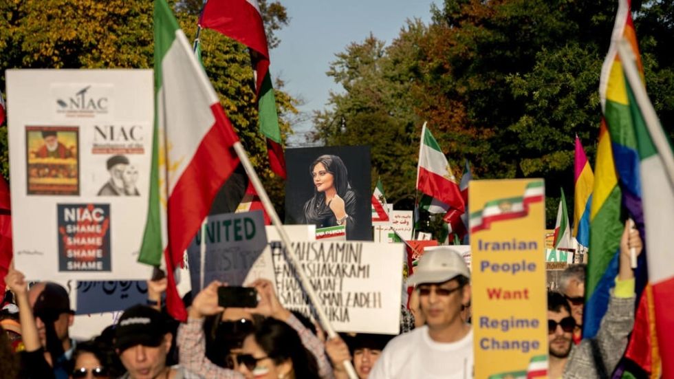 Un mes de rabia en Irán por la muerte de Mahsa Amini