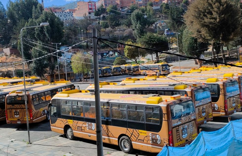 Los nuevos buses PumaKatari de reposición comenzarán a operar de manera gradual