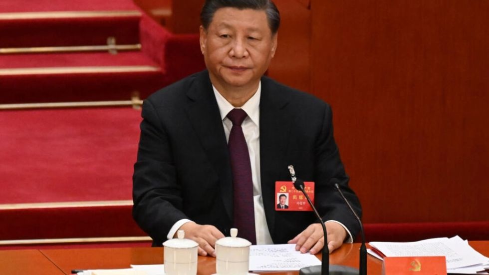 Partido Comunista chino incorpora "rol central" de Xi Jinping