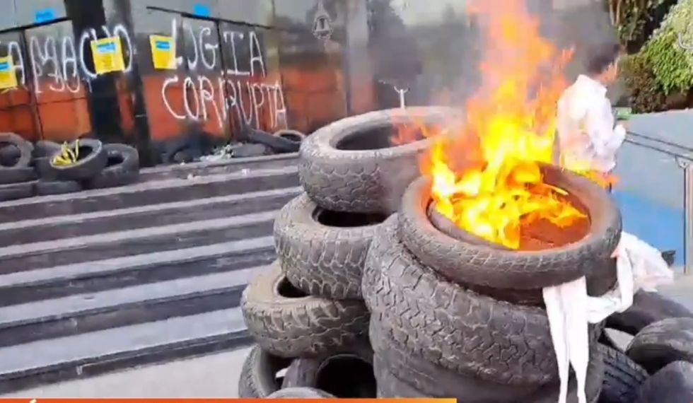 Santa Cruz: Analizarán propuesta de decreto para el Censo, mientras sigue tensión por el paro