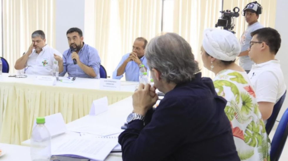 Cívicos aceptan mediación de la Iglesia y el MAS dice que no es un interlocutor válido