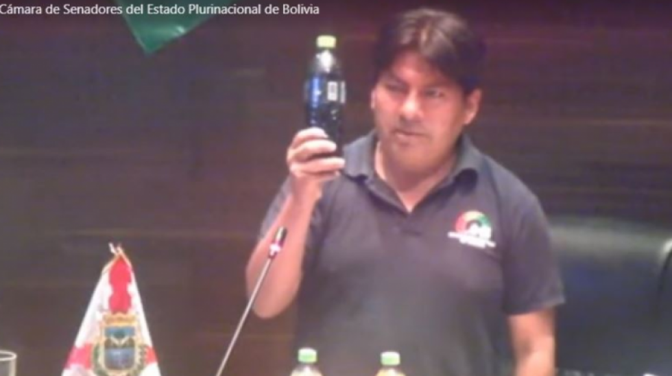 Ministro de Medioambiente rechaza tomar agua del río Pilcomayo luego de negar contaminación