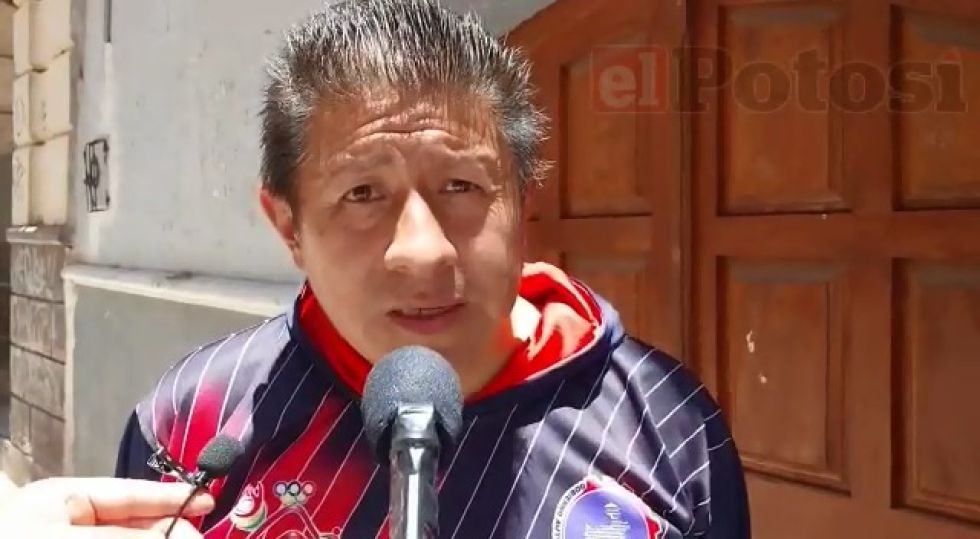 Padres de familia esperan que alimento escolar se entregue el 15 de noviembre