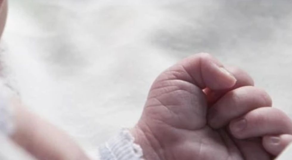 Encarcelan a una mujer en La Paz por el infanticidio de su hija recién nacida en un alojamiento