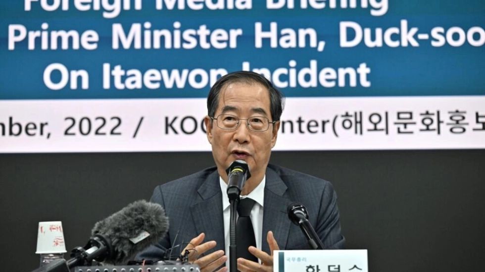 Policía deberá responder por tragedia de Halloween en Corea del Sur, dice gobierno