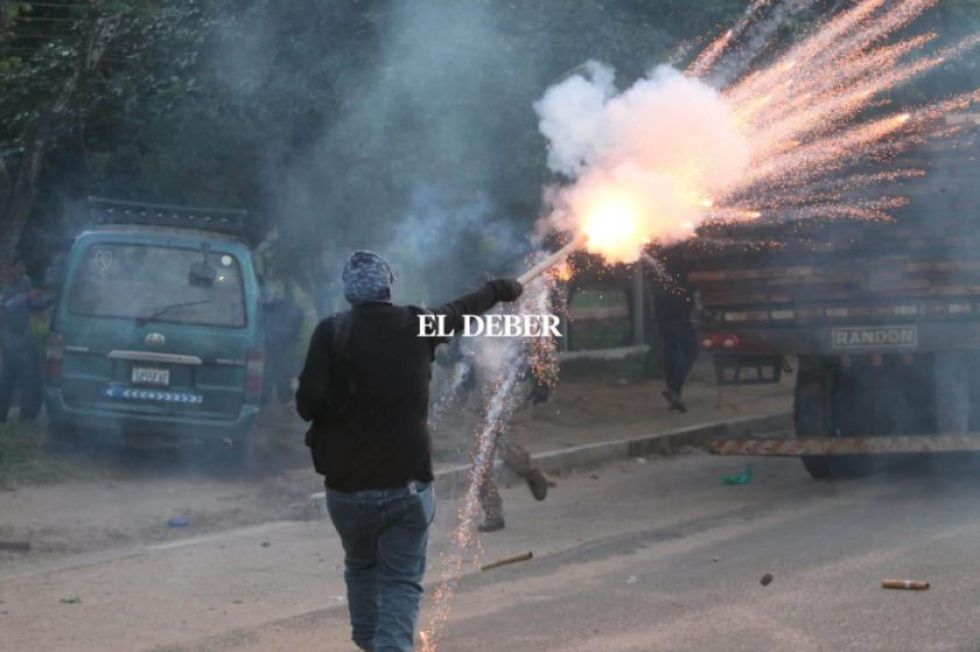 Rebrote de violencia en La Guardia y declaraciones de Del Castillo frenan el diálogo
