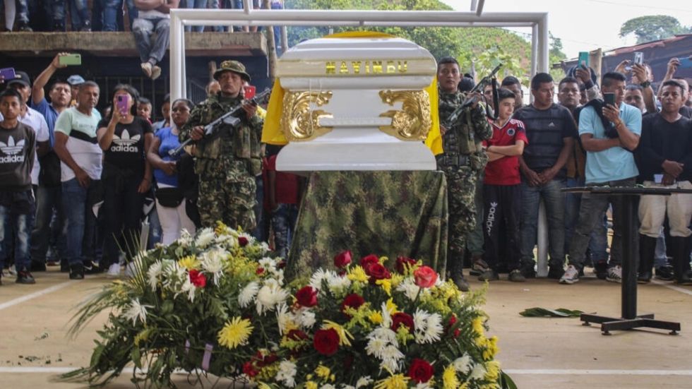 Guerrilleros paralizan un pueblo de Colombia por exequias de un jefe rebelde