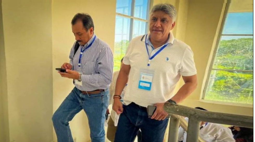 Rector de la UAGRM se retira de reunión de mesa técnica, dos representantes de la universidad continúan