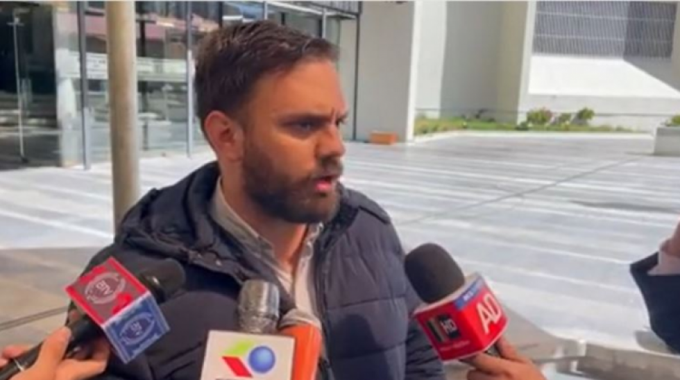 Ministro Del Castillo confirma reunión con transportistas, diputado presentará denuncia por cercar refinería