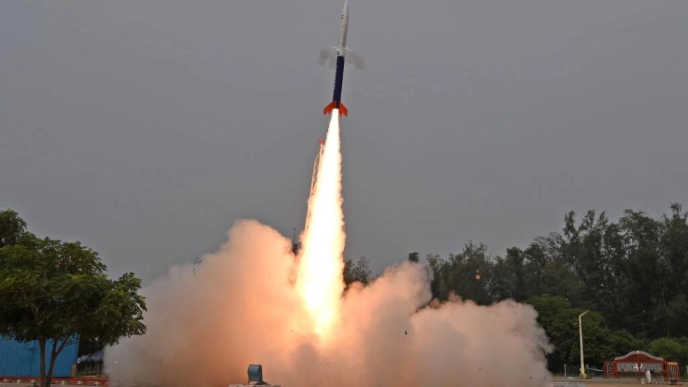 India lanza su primer cohete espacial desarrollado por una empresa privada