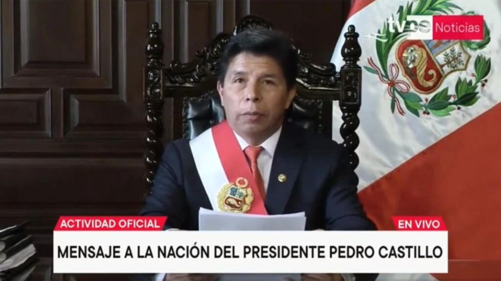 Presidente de Perú disuelve el Congreso e instaura gobierno de emergencia