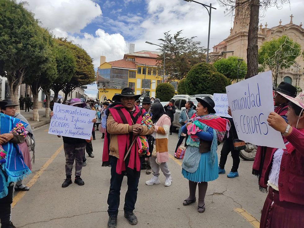 Comunarios expulsarán a los patrones de hacienda