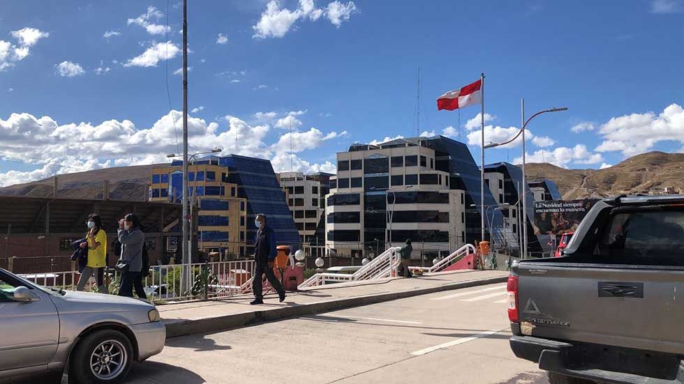 Más de 3.000 postulantes rinden examen a la UATF