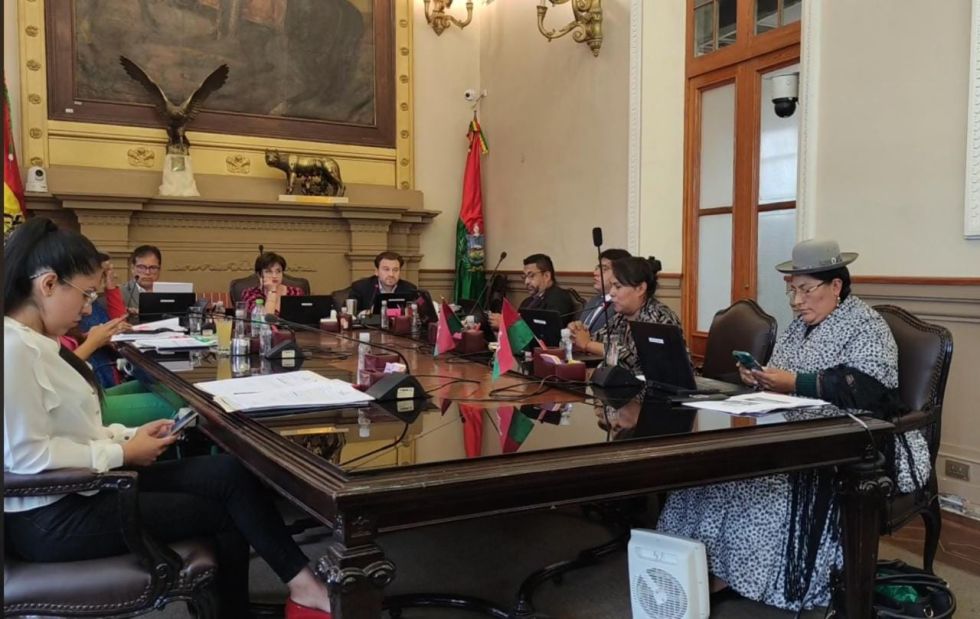 Tras reacciones ciudadanas, Concejo Municipal abroga ordenanza de construcciones irrestrictas en La Paz