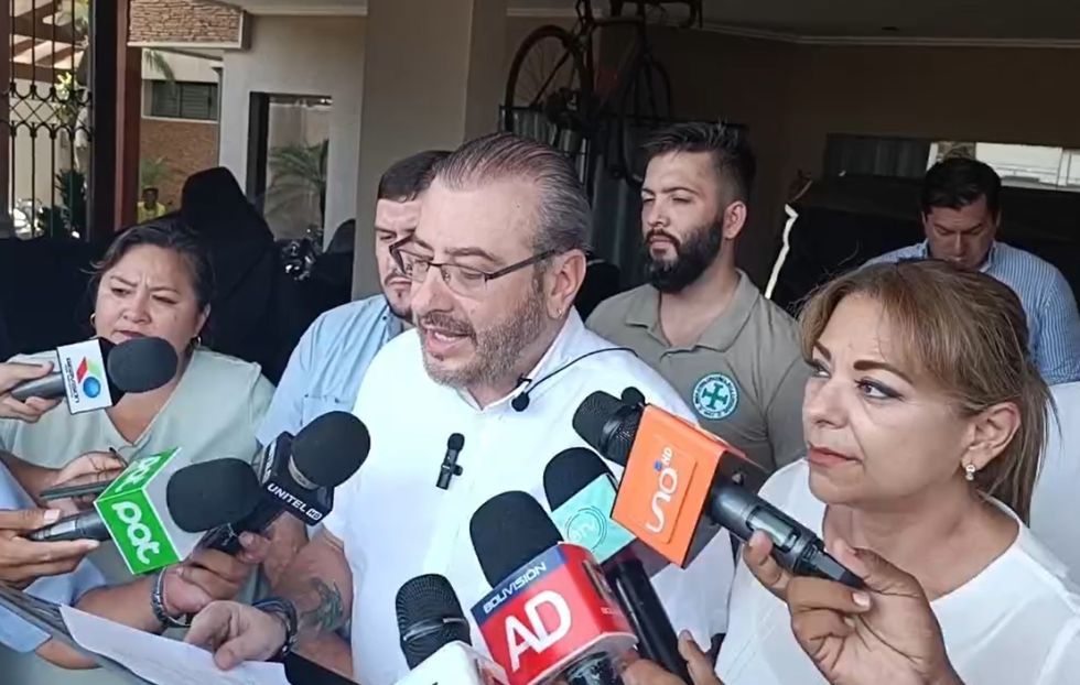 El análisis de la relación de Santa Cruz con el Estado comienza en enero 