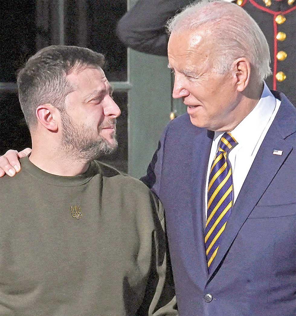 Biden promete a Zelenski  que “nunca estarán solos”