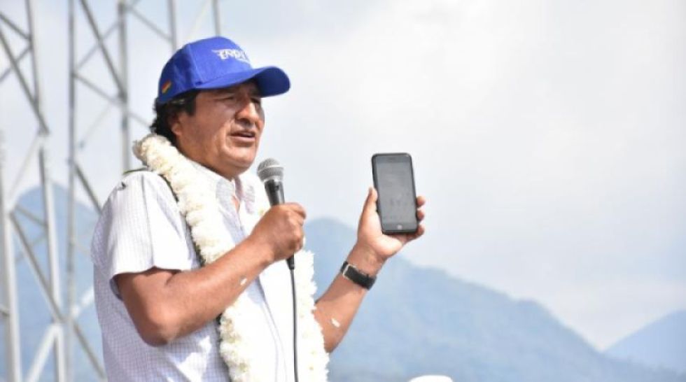 Evo Morales, al ministro Del Castillo: “Por favor, ministro de Gobierno, devuélvamelo mi celular”