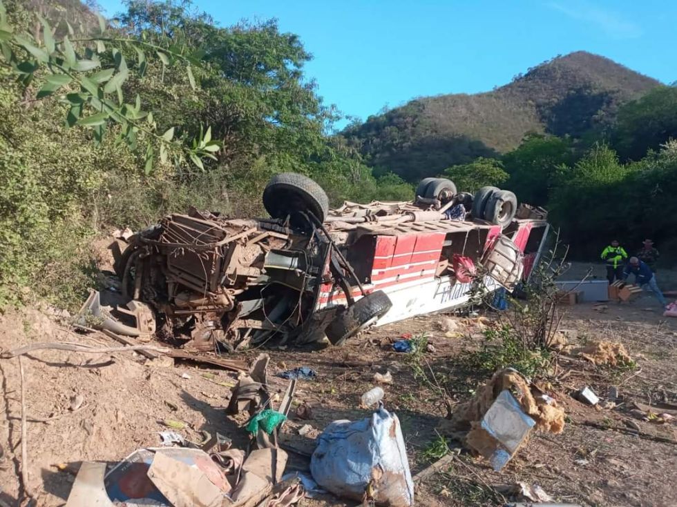 Accidente en ruta Sucre-Santa Cruz causa la muerte de 11 personas