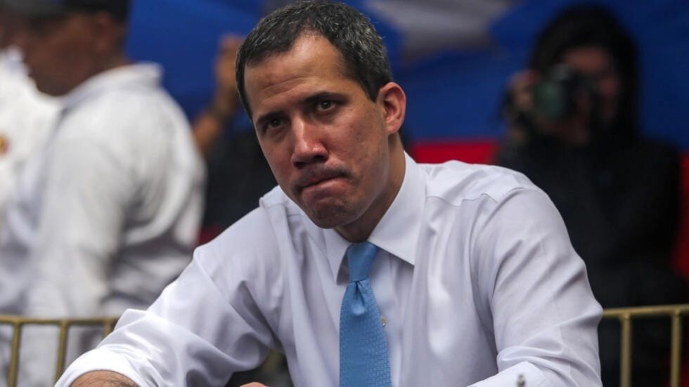La fracturada oposición de Venezuela elimina el "gobierno interino" de Guaidó