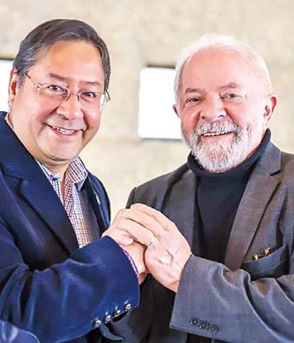 Arce asiste a posesión de Lula, hoy, en Brasil
