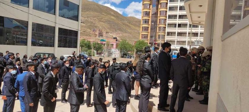 Admiten que hay necesidad de mejorar la preparación de los bachilleres