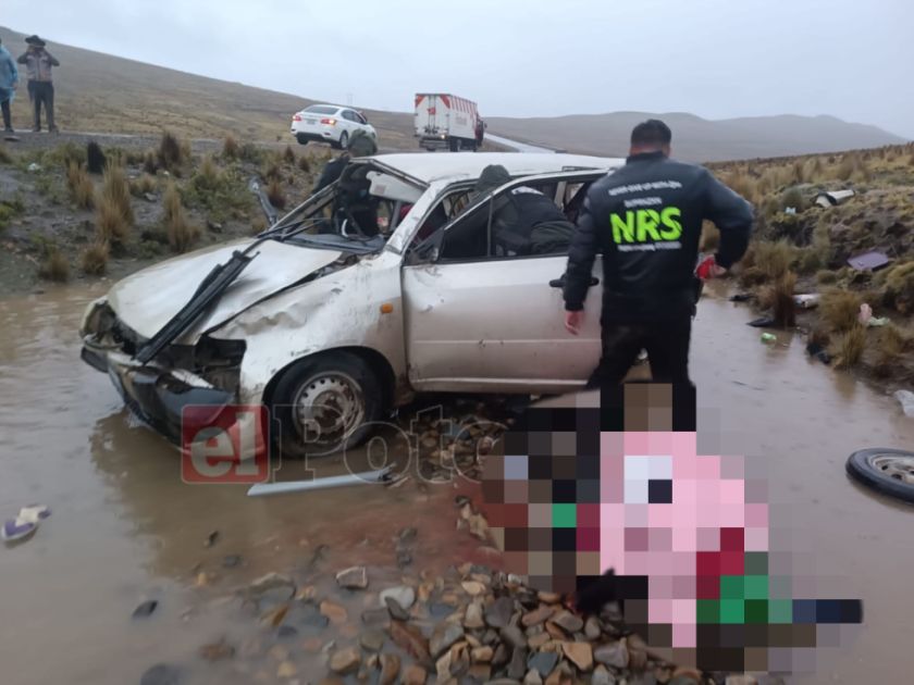 Reportan que accidente dejó tres muertos y heridos en el camino a Llallagua