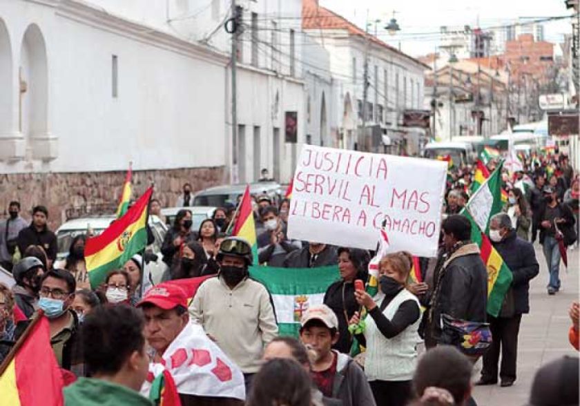 En Sucre no descartan radicalizar medidas