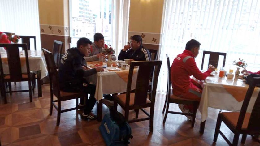 Nacional Potosí trabaja sin pausa en la ciudad de Oruro