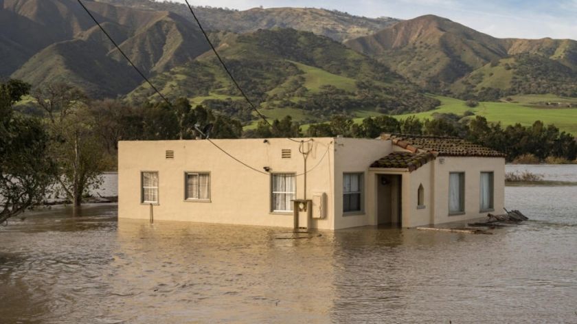 La costa oeste de EEUU se prepara para más tormentas peligrosas