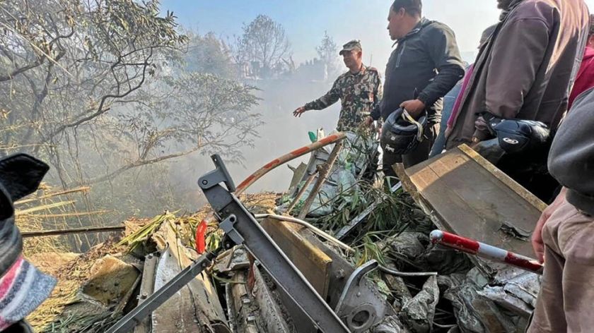 Se estrella en Nepal un avión con 72 personas a bordo