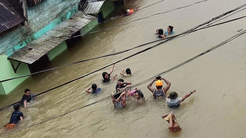 Sube a 27 el número de muertos por inundaciones en Filipinas