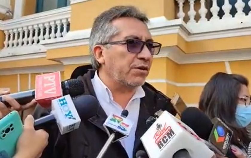 Viceministro Torrico descarta libertad de Camacho, aunque los cívicos marchen todos los días