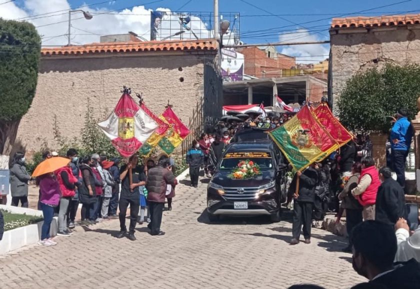 Despiden a dirigente cívico y recuerdan su lucha por el Cerro Rico