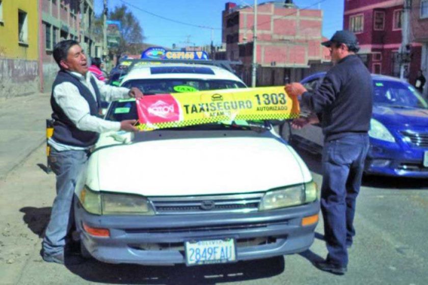 Transporte pide poner en práctica la ley del taxi seguro