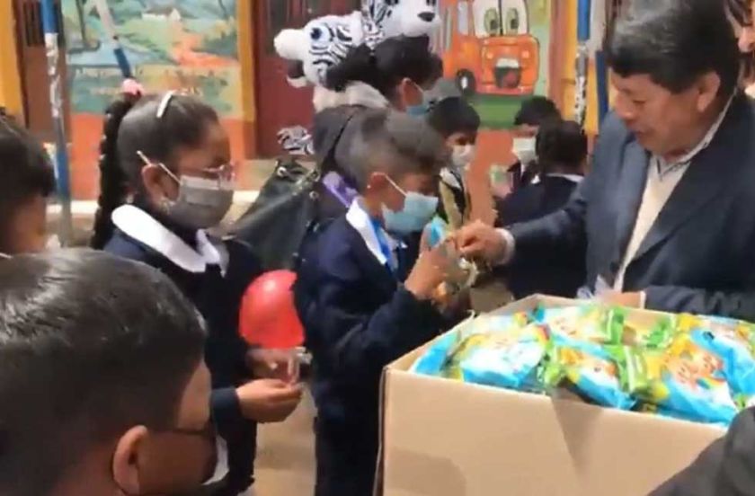 Padres esperan que se de paso a la licitación del desayuno escolar