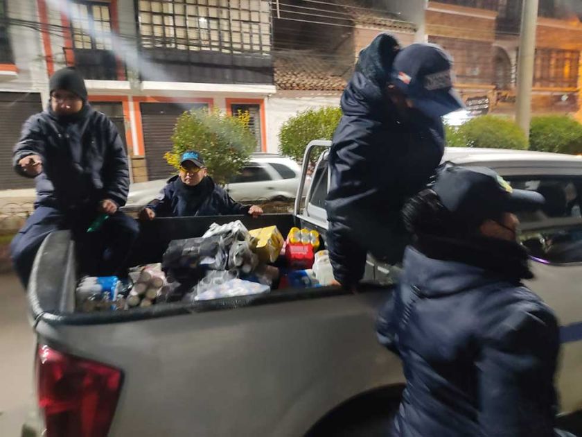 Intendencia opera en "zona roja" e incauta bebida de contrabando