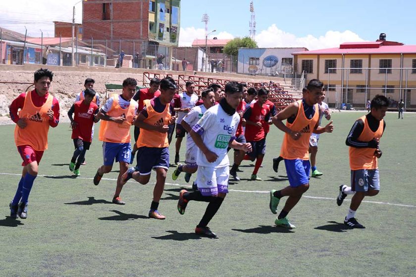Real Potosí empieza su trabajo con prueba de jugadores