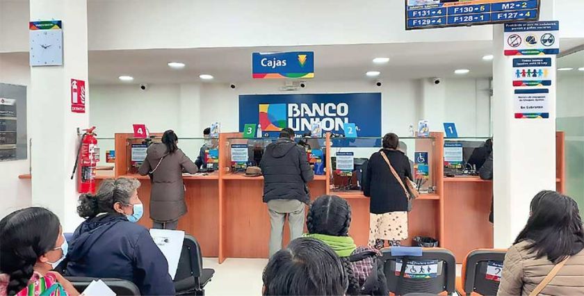 Banco Unión llega al 95%  de los municipios del país 