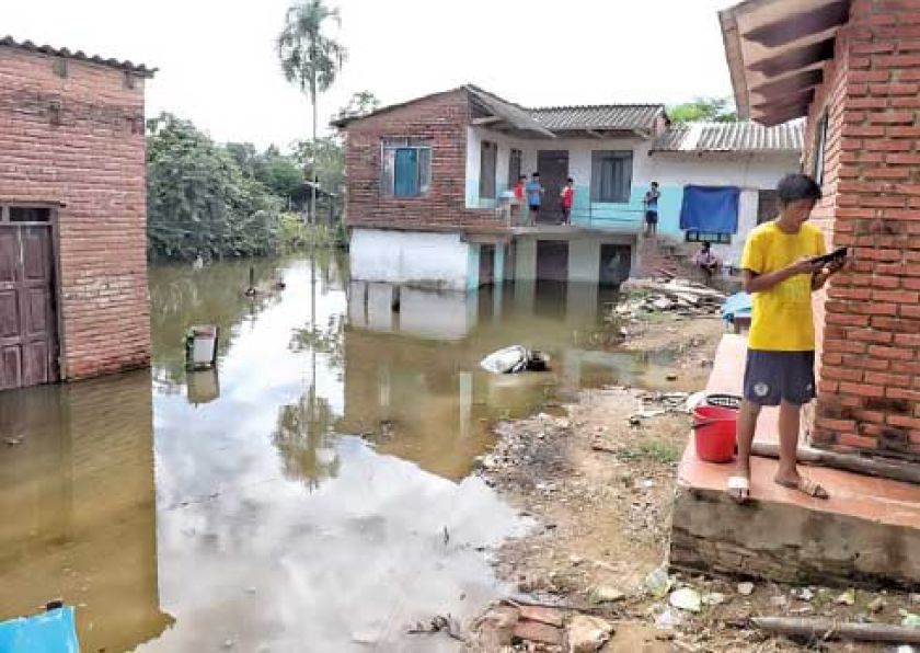 Educación: Lluvias dañaron alrededor de 79 colegios 